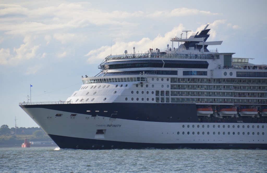Celebrity Infinity 049.jpg